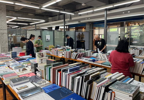 圖書館舉辦外文圖書薦購展
